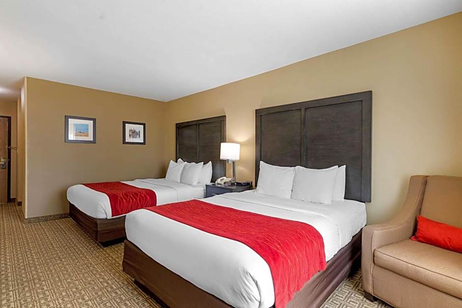 Comfort Inn & Suites Ponca City near Marland Mansion