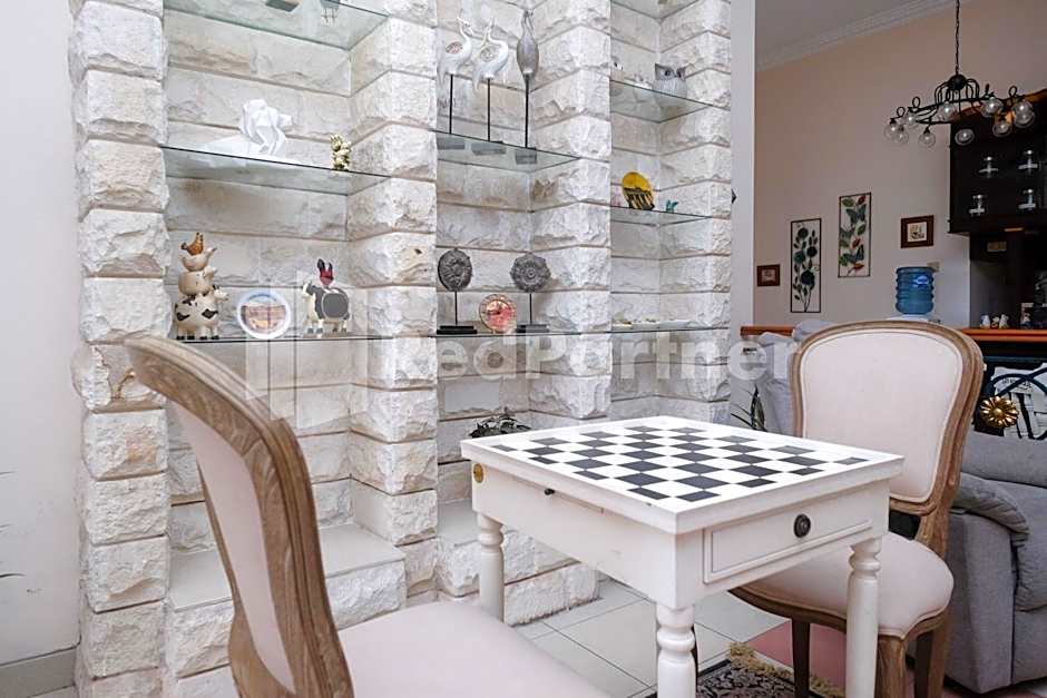 Just 11 Boutique Syariah Mitra RedDoorz near UGM Yogyakarta