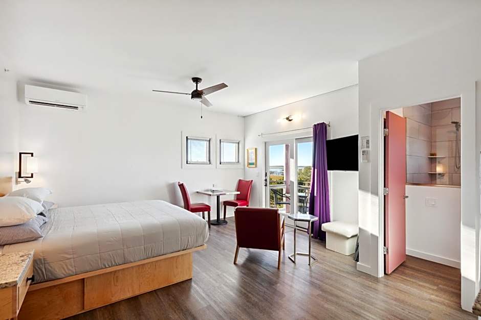 Hotel Folly with Marsh and Sunset Views