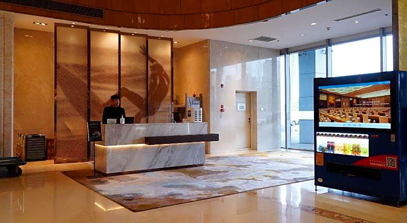 Crowne Plaza Dalian Sports Center by IHG