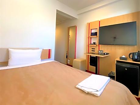 Single Room - Non-Smoking