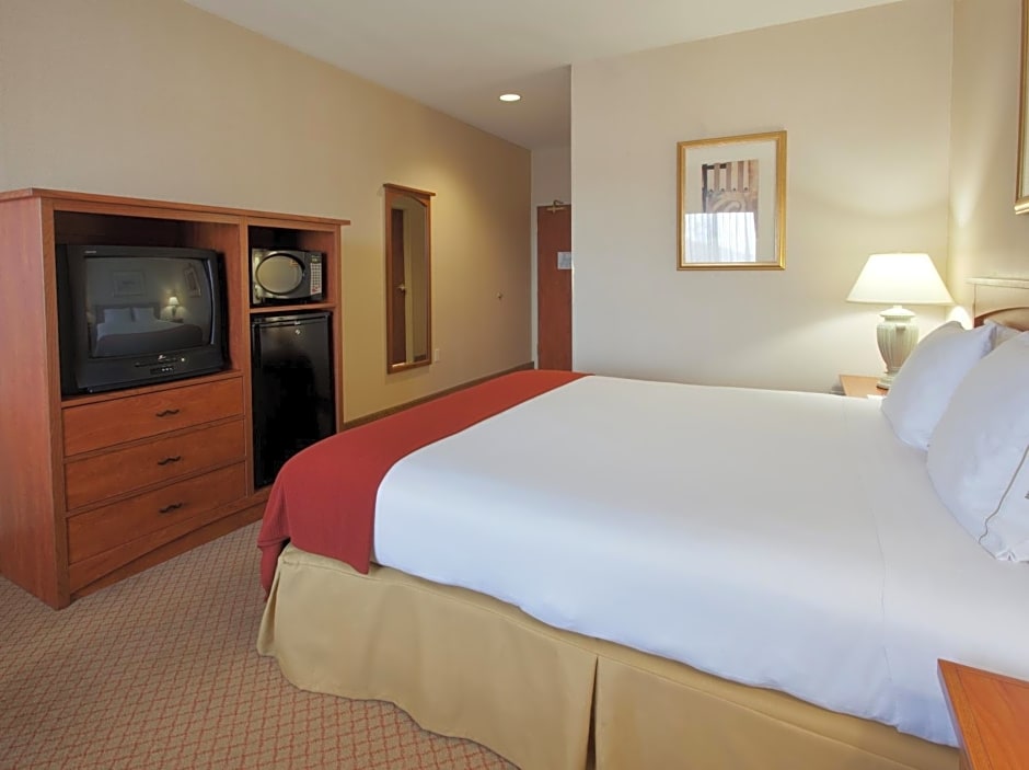 Holiday Inn Express Hotel & Suites Carson City, an IHG Hotel