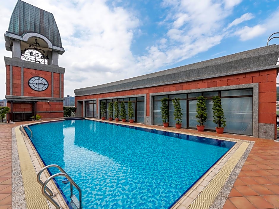 Grand Victoria Hotel