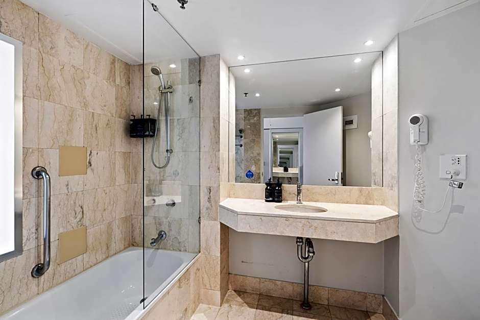 Mantra On View 18th Floor Beachside With Spa