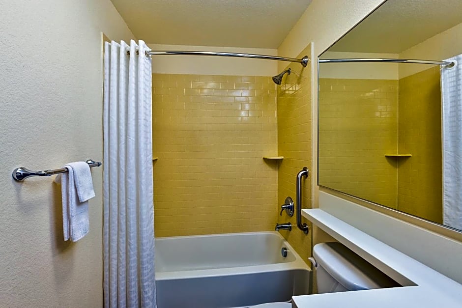 Candlewood Suites Tucson, an IHG Hotel