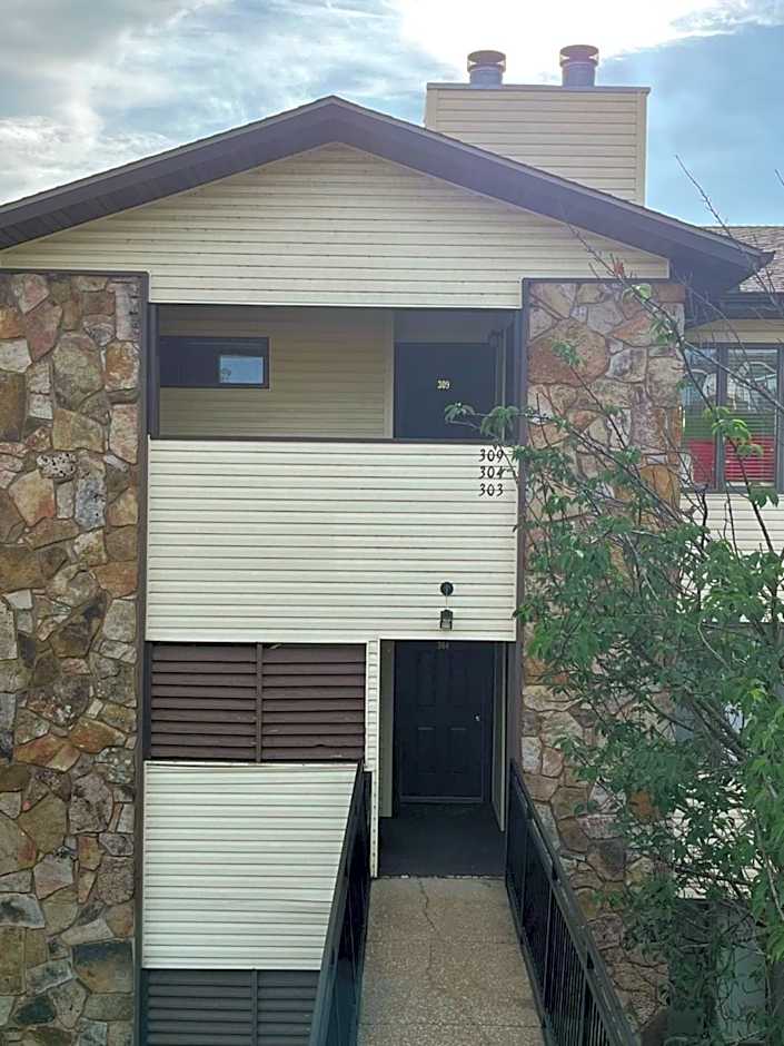 Serenity Oaks at The Getaways