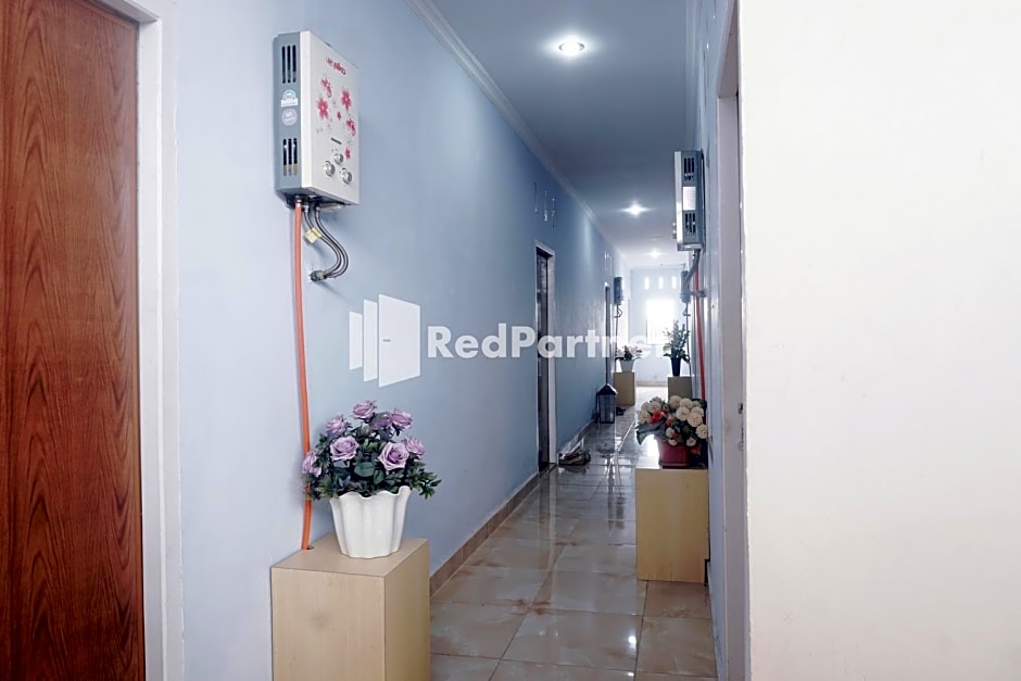 Tassa Homestay Syariah Mitra RedDoorz