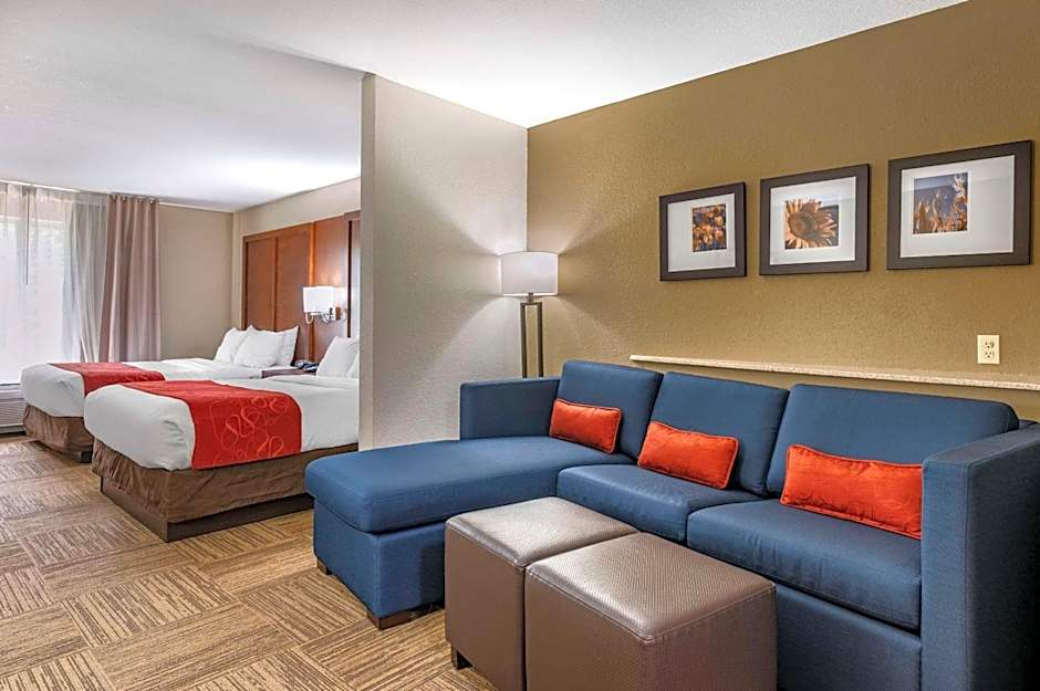 Comfort Suites Urbana Champaign, University Area