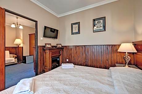 Studio with Sofa Bed