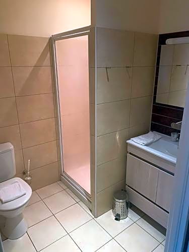 Hotel restaurant le 108