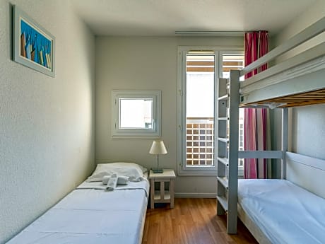 3 room flat for 6 people