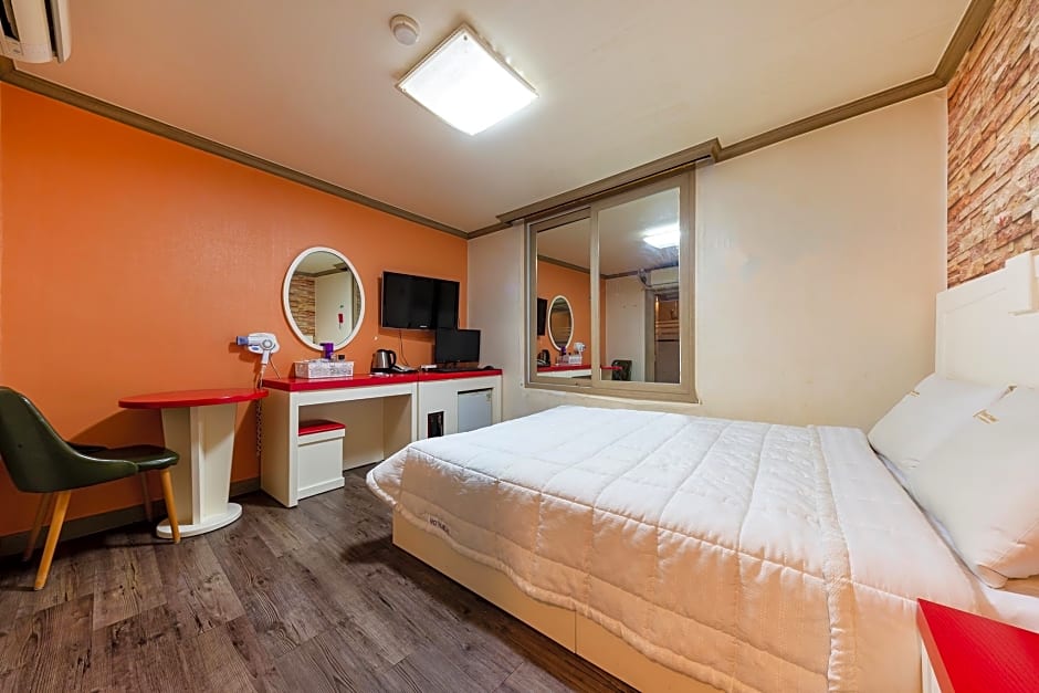 Dubai Motel – Daejeon, FL