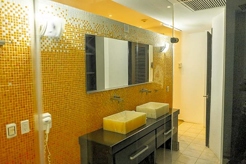 In Fashion Hotel & Spa - Adults Only