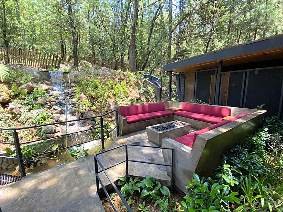 Hotel Oxú Solo adultos