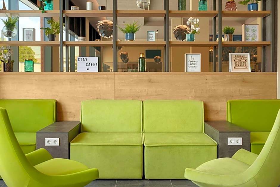 Super 8 by Wyndham Mainz Zollhafen