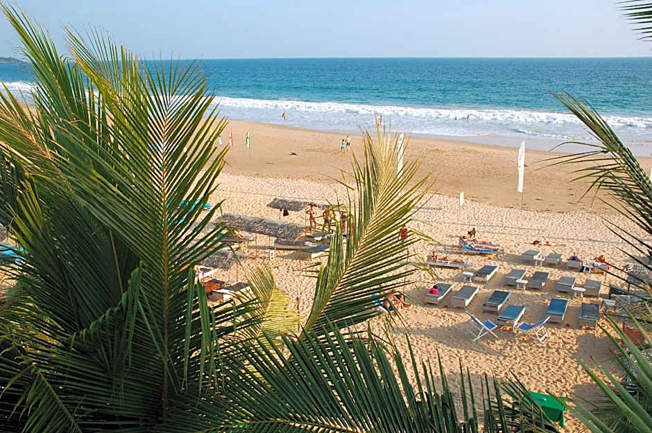 International Beach Hotel & Restaurant