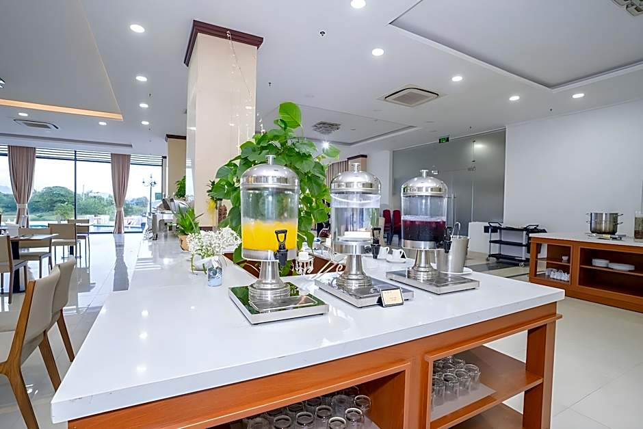 Navy Hotel Cam Ranh