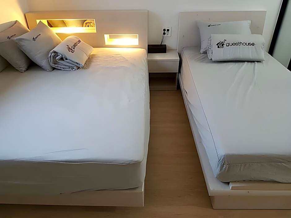 24 Guesthouse Suncheon