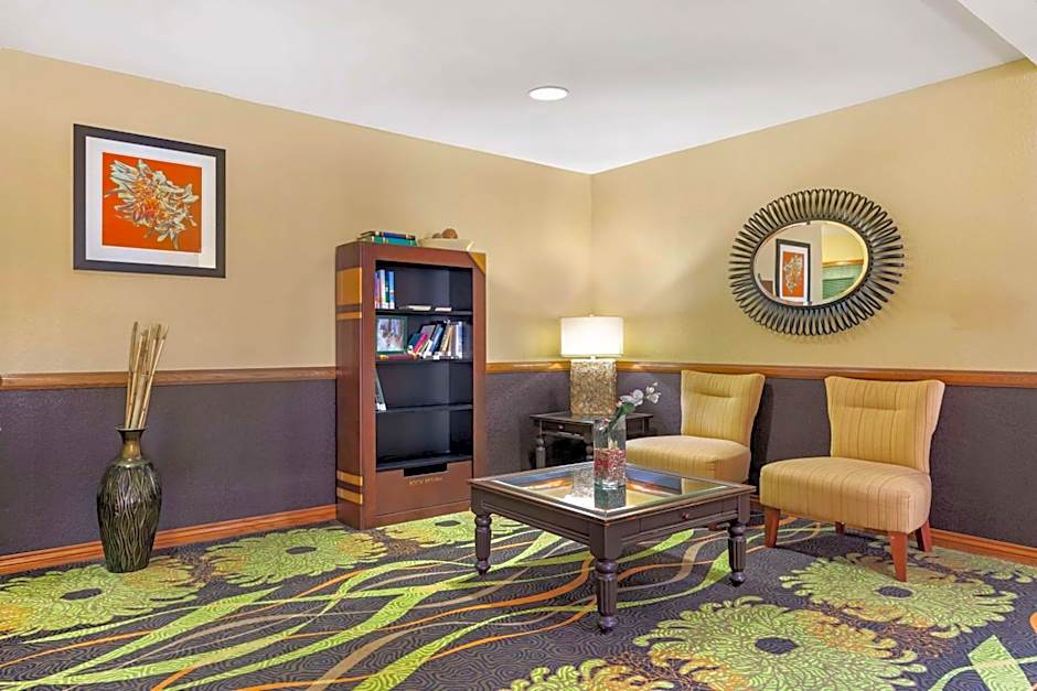 Best Western Plus Waco North