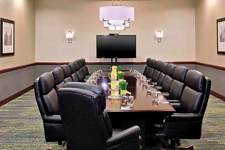 Residence Inn by Marriott Milwaukee Downtown