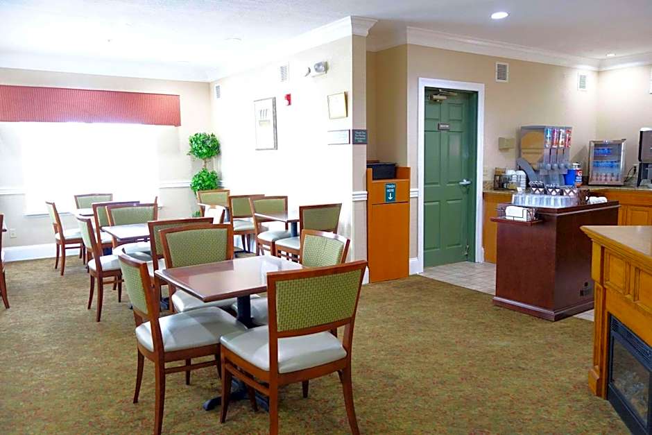 Country Inn & Suites by Radisson, Biloxi-Ocean Springs, MS