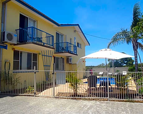 Harrington Village Motel