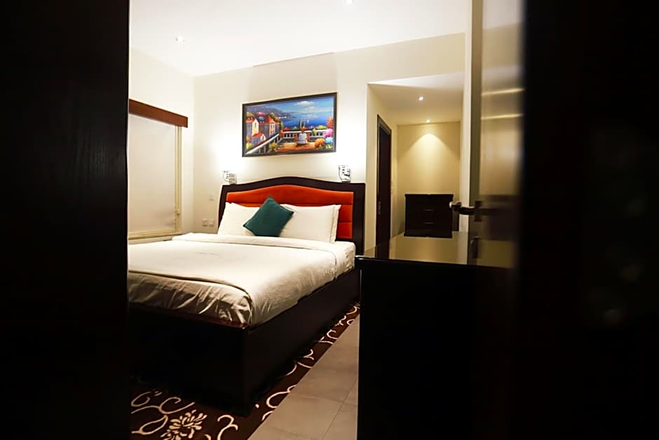 Naylover Hotel Suites