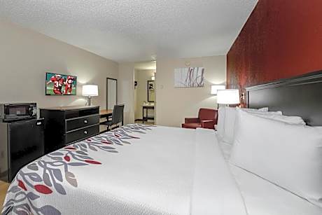 Superior King Room - Poolside/Non-Smoking
