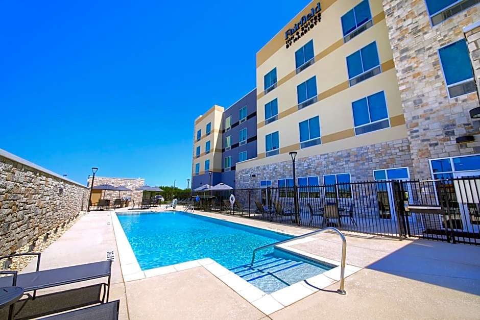 Fairfield Inn & Suites by Marriott Dallas Cedar Hill