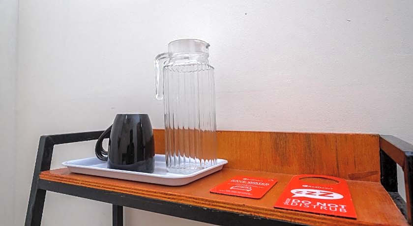 RedDoorz near Alun Alun Magelang 2