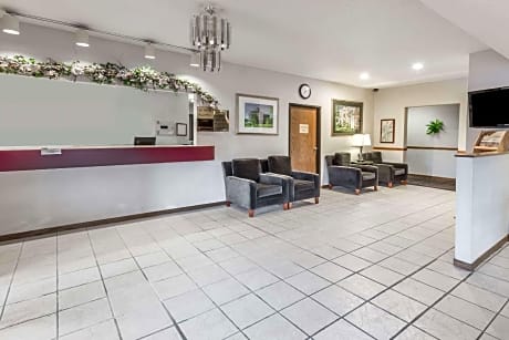 Howard Johnson by Wyndham Manteno