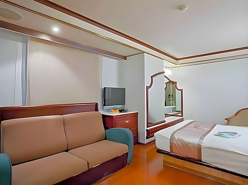 Charming City Songshan Hotel
