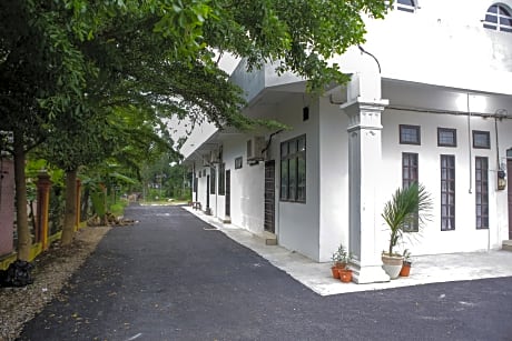 90115 Citra Kadok Hotel & Banquet Hall