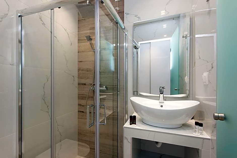 Melina Bay Boutique Hotel