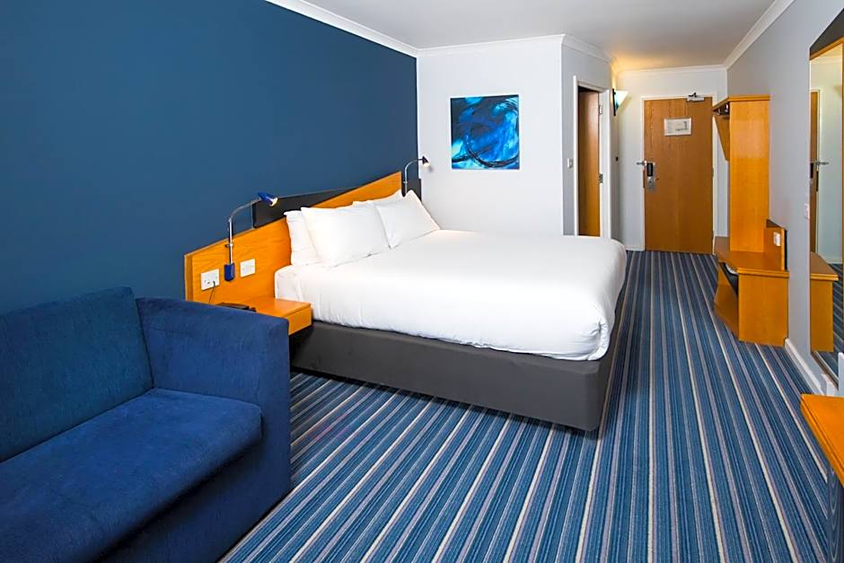 Holiday Inn Express Manchester East By IHG
