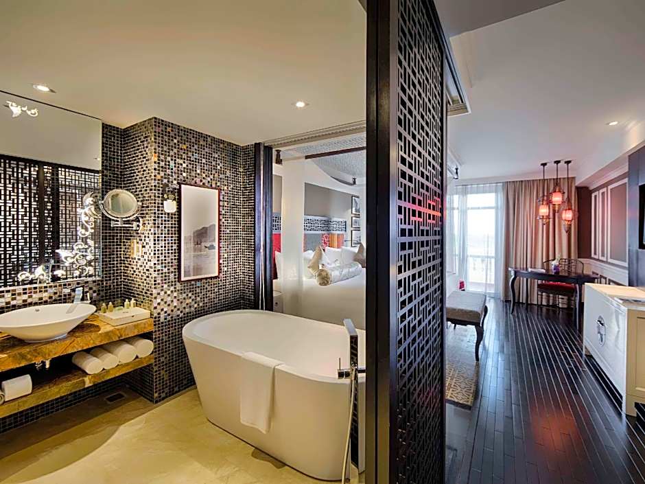 Hotel Royal Hoi An Mgallery