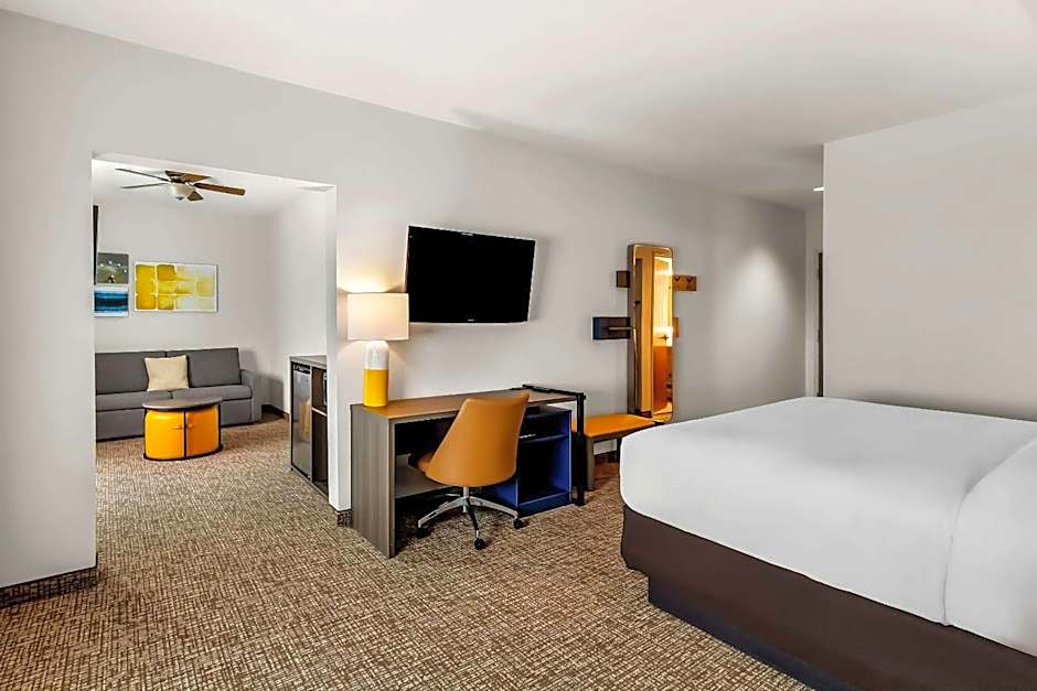 Comfort Inn & Suites Donna near I-2