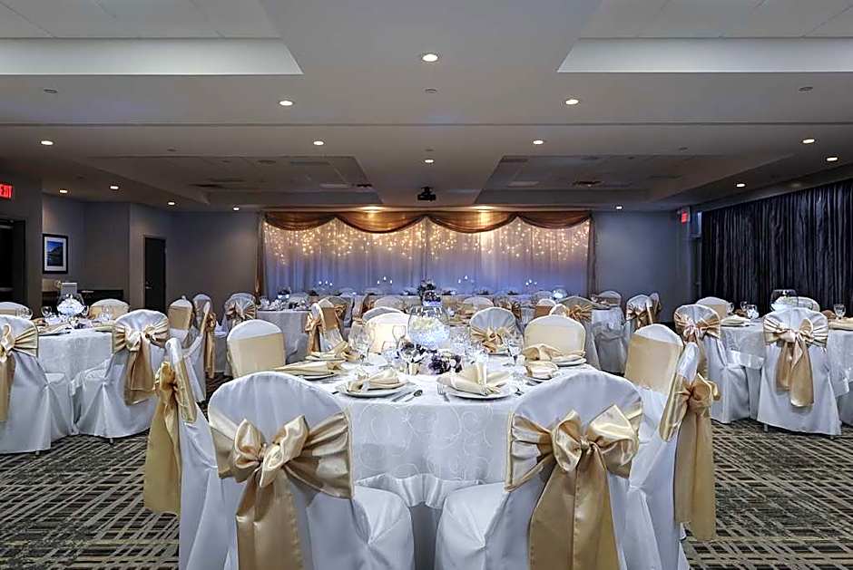 Hampton Inn & Suites by Hilton Airdrie