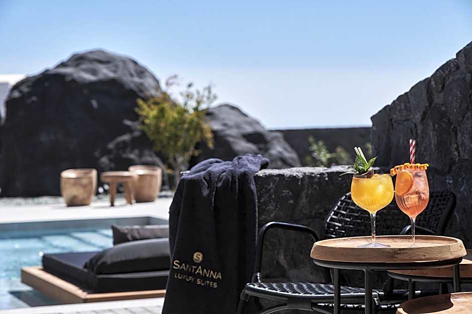 SantAnna Luxury Suites