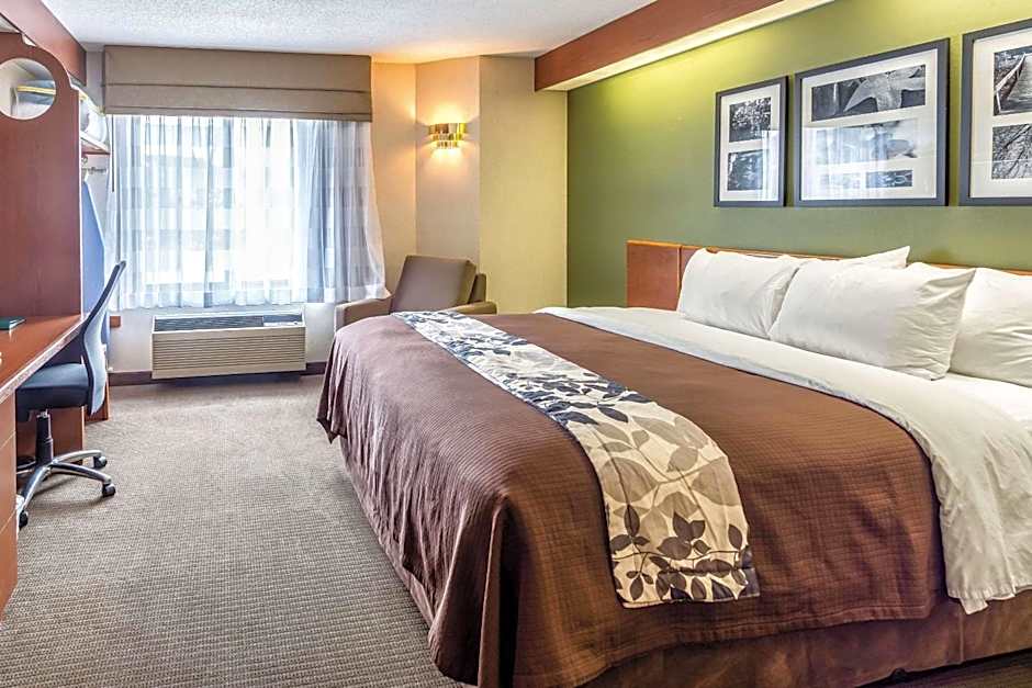 Sleep Inn & Suites Bay View Acme - Traverse City