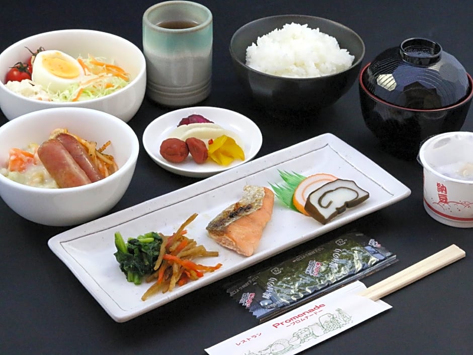 Apa Hotel Tonami-Ekimae