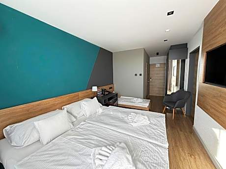 Triple Room with View