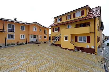 Deluxe Two-Bedroom Apartment