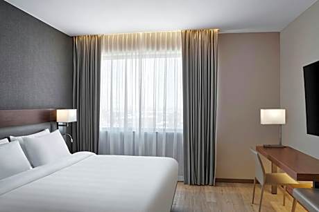 King Room with City View