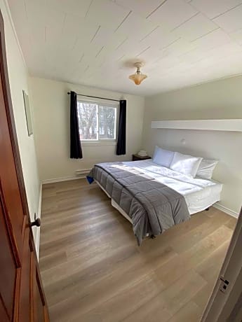 Three Bedroom Cottage - Sunnyside