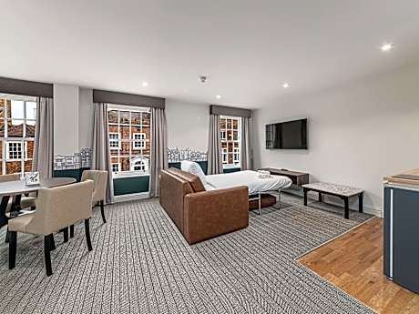 Family Apartment with 1 double bed and 1 sofa-bed