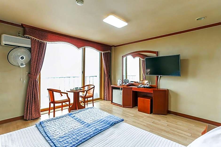 Sun Motel