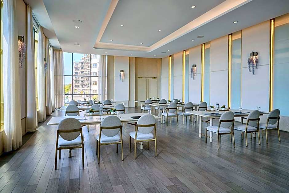 The Pearle Hotel & Spa, Autograph Collection