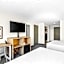 Spark by Hilton Des Plaines Chicago O'Hare