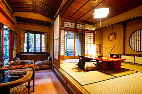Standard Twin Room with Garden View
